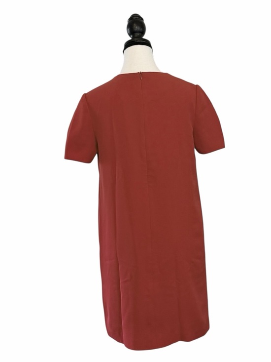 🌹 Sculptural Rose Red Cocktail Dress NWT BAESIC Signature Shift M - Picture 8 of 10